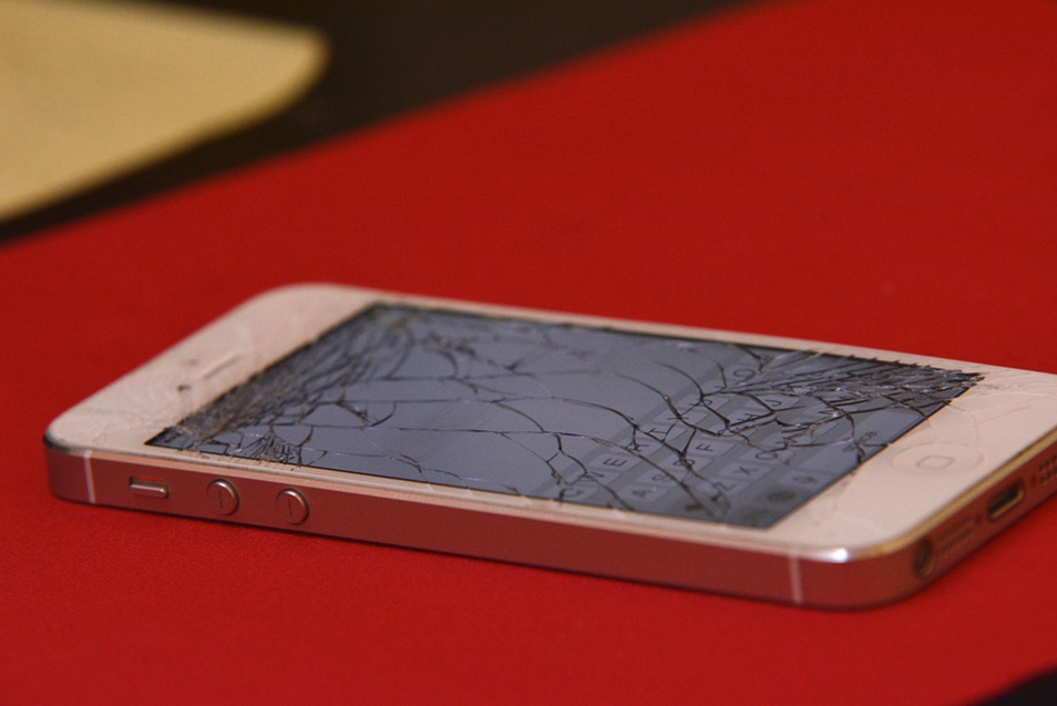 broken cellphone screen
